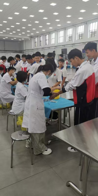 丰南职教中心积极响应，高效完成新生结核病筛查体检