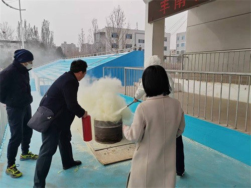 学安全知识 练消防技能——丰南职教中心师生学以致用“实战”演练展身手